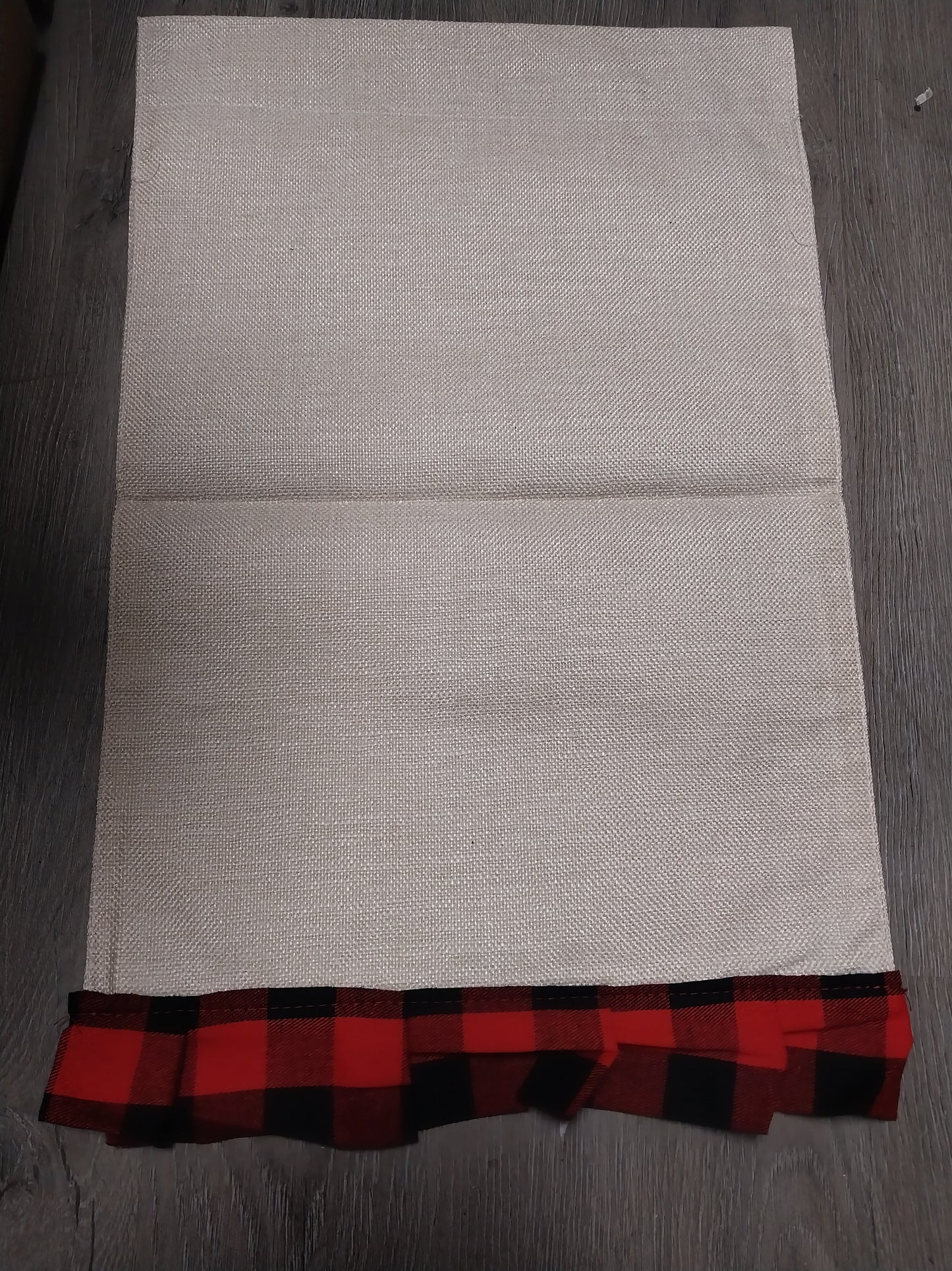 Buffalo plaid Flag Pressed