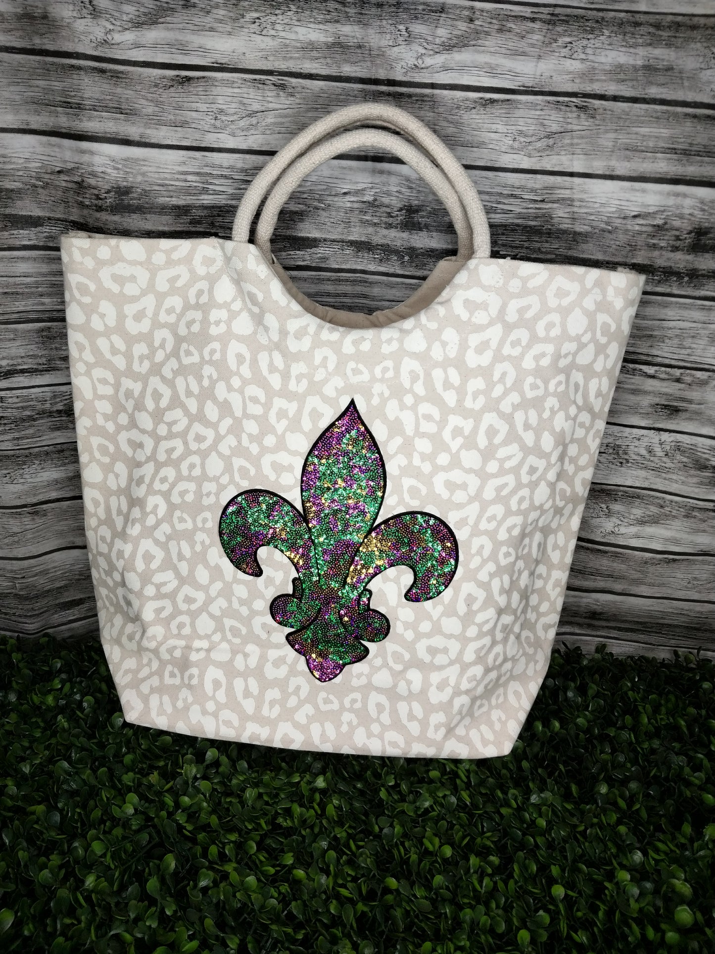 Leopard Shore Tote Natural/Soft White 20x17x6.5 w/ Sequin FDL Patch