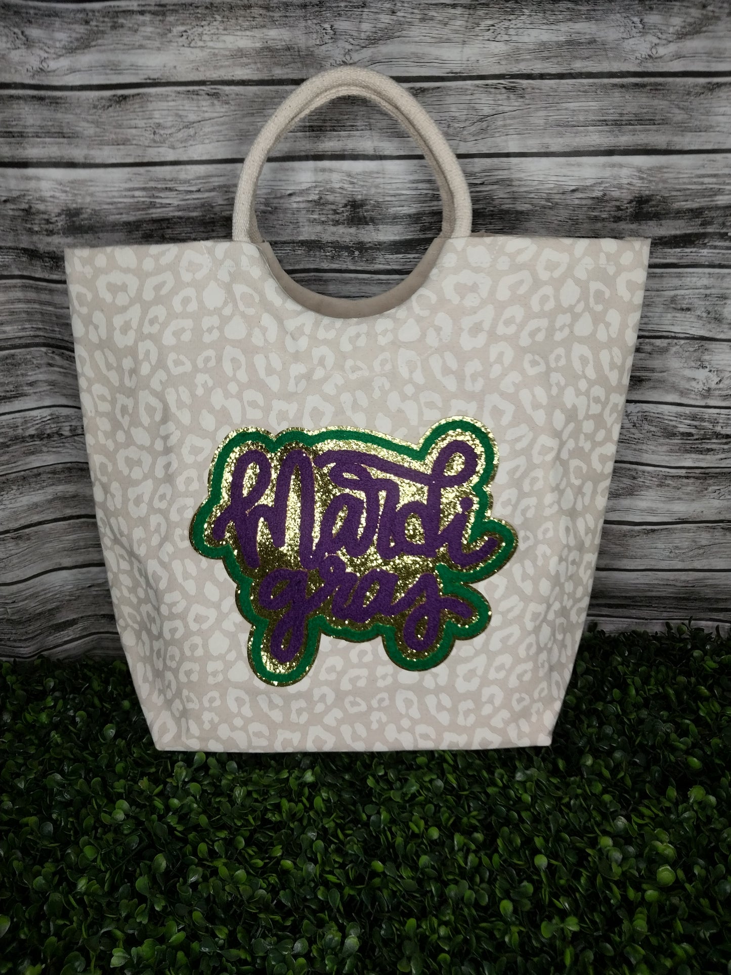 Leopard Shore Tote Natural/Soft White 20x17x6.5 w/ Chenille Mardi Gras Patch