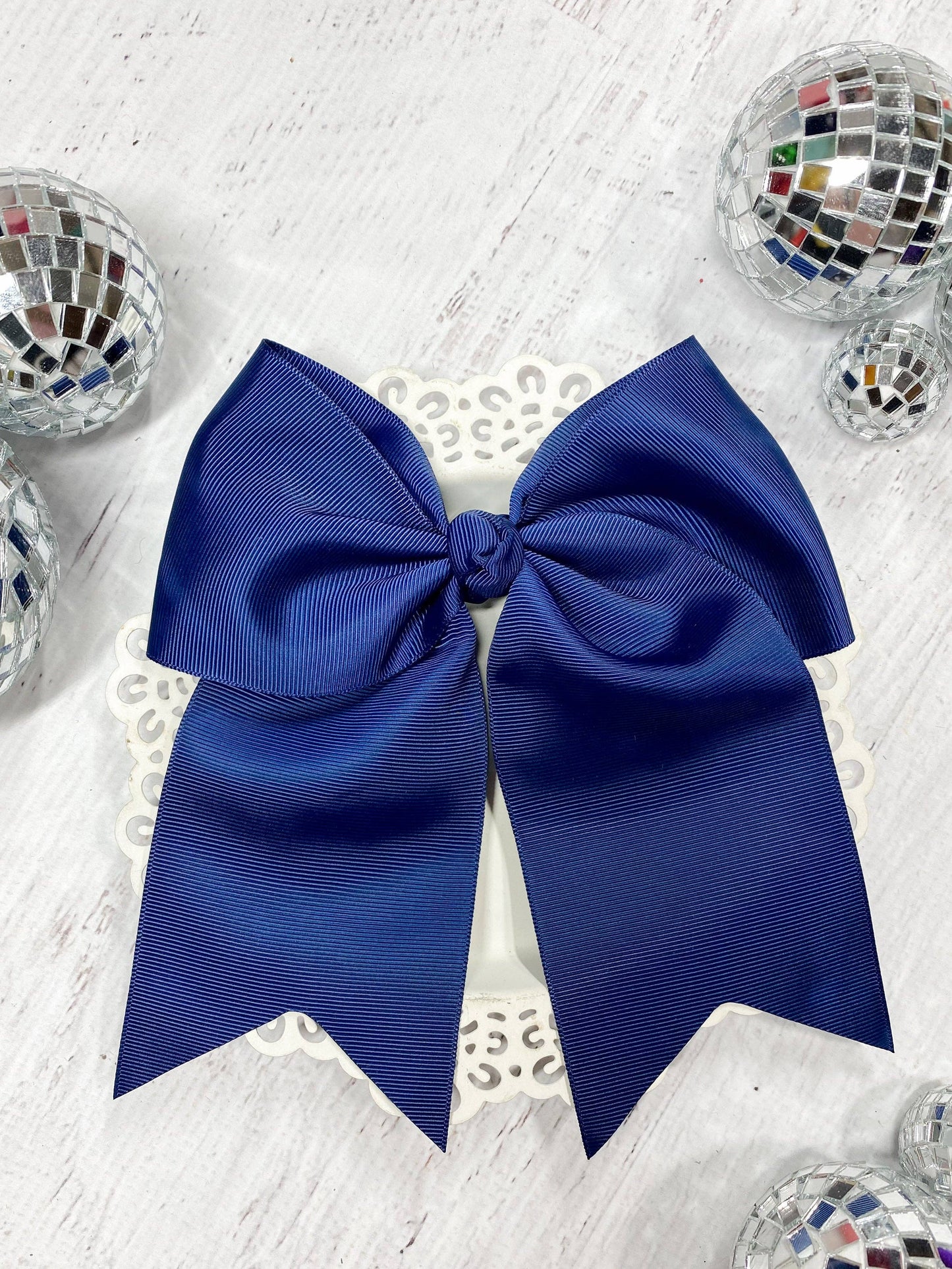 6" Alligator Clip Bow