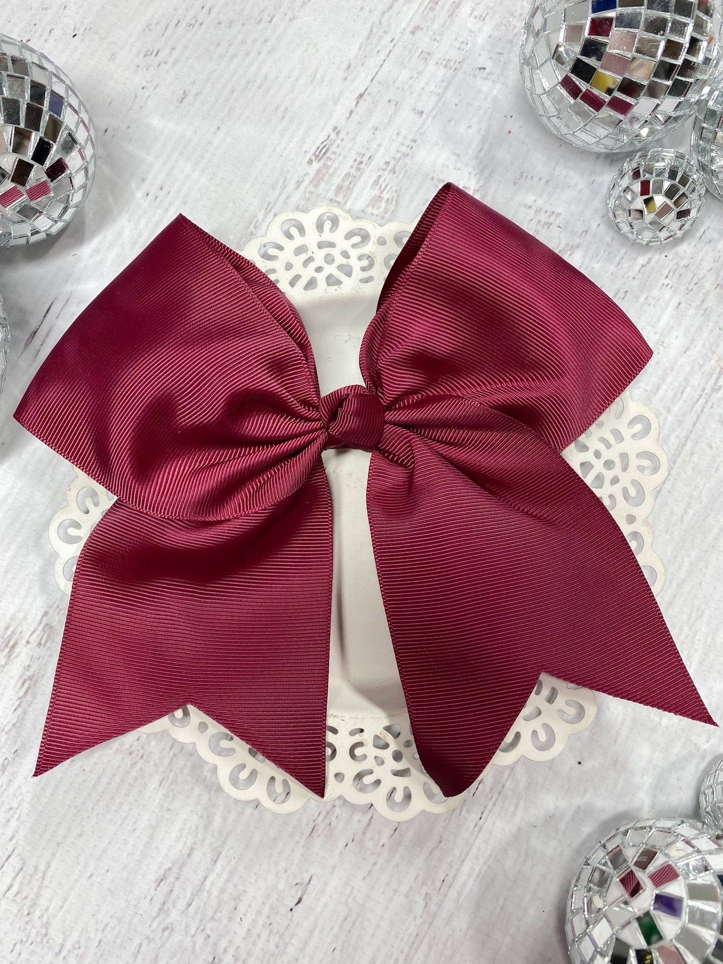 6" Alligator Clip Bow