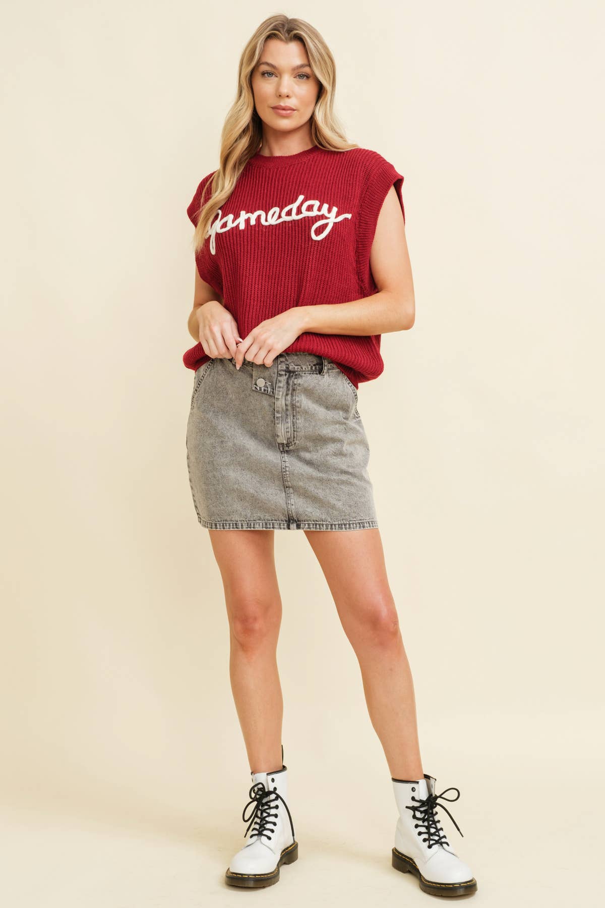 Gameday Embroidered Sleeveless Sweater Vest- Burgundy