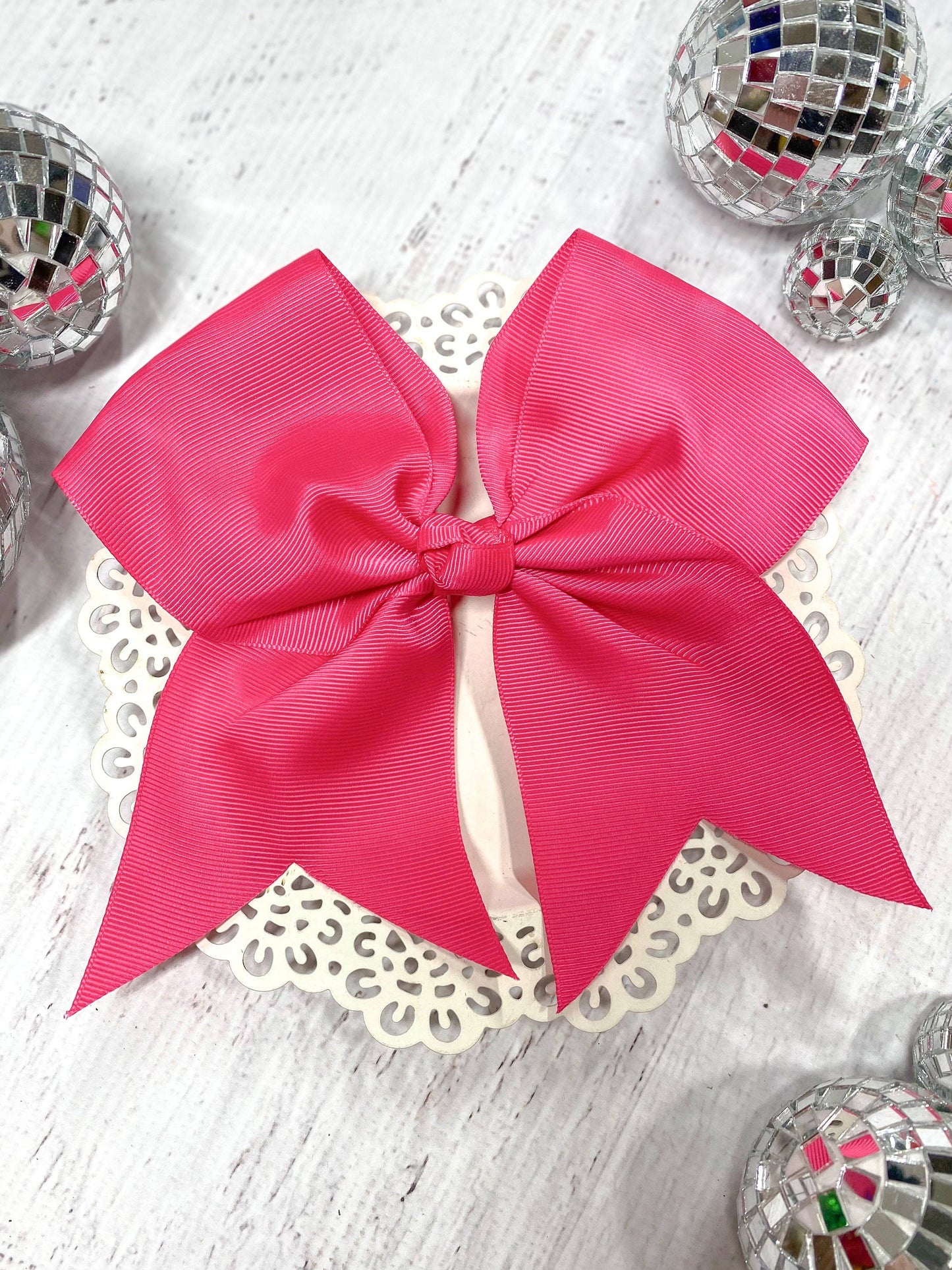 6" Alligator Clip Bow
