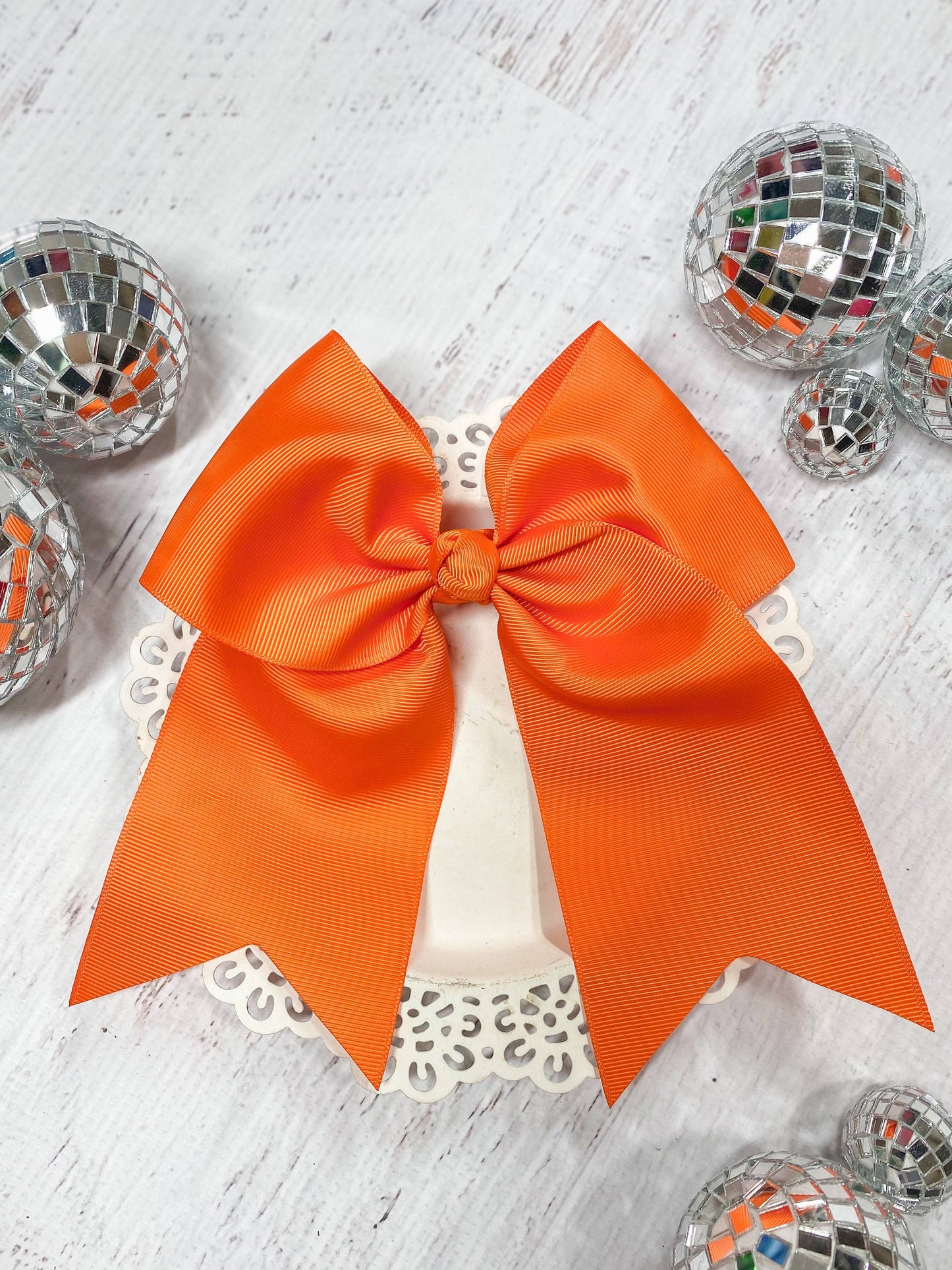 6" Alligator Clip Bow