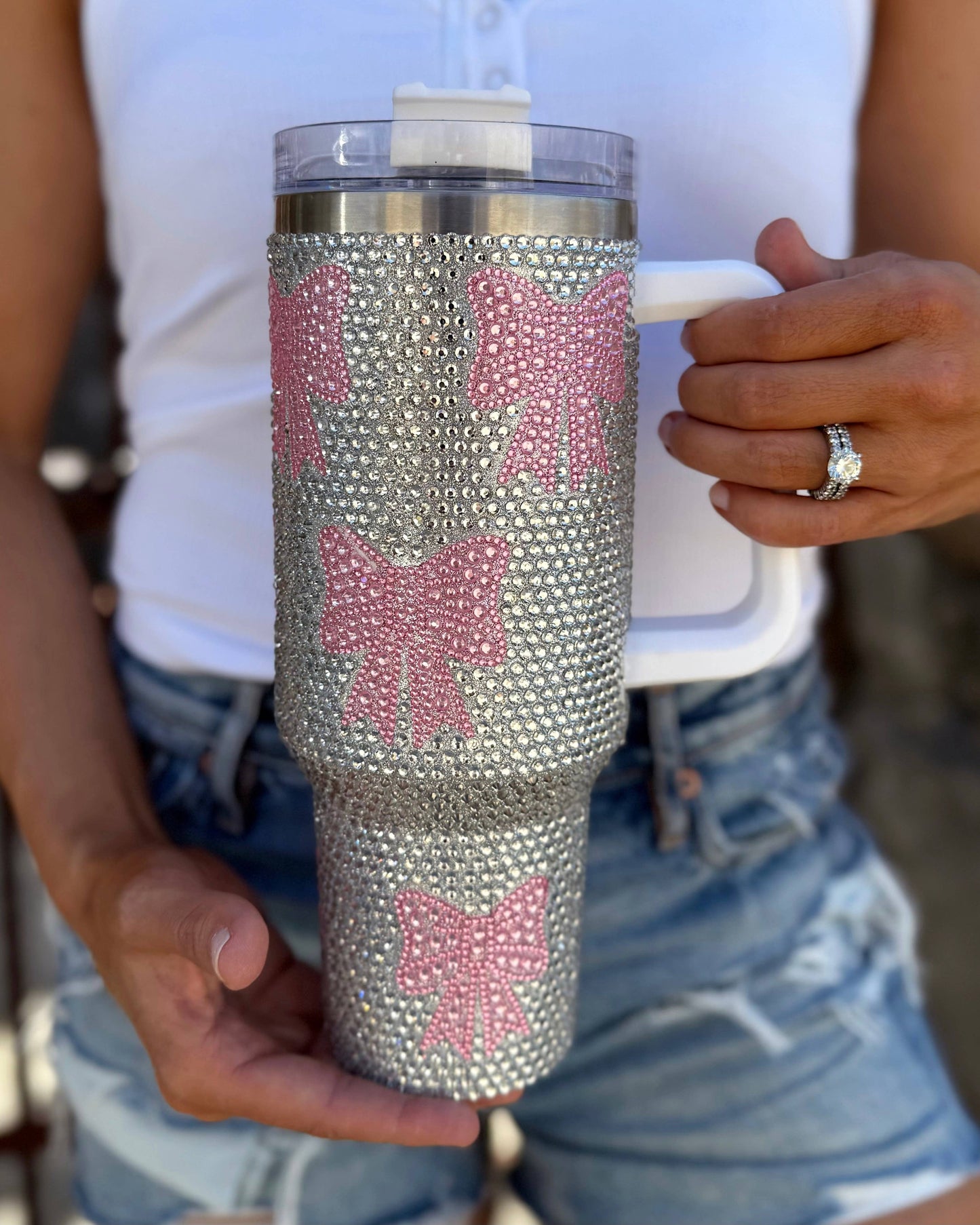 40 oz Crystal Pink Bow Tumbler