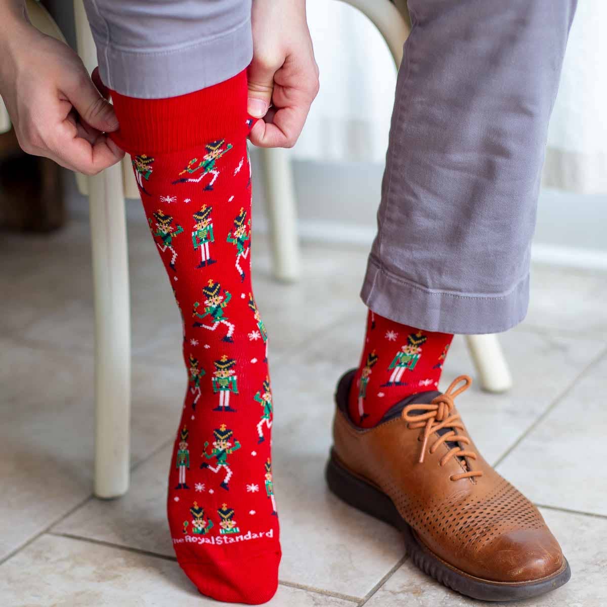Men's Dancing Nutcracker Socks Red/Green