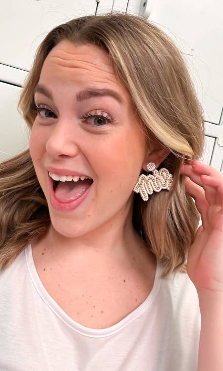 Mrs. Seed Bead Earrings- White & Gold
