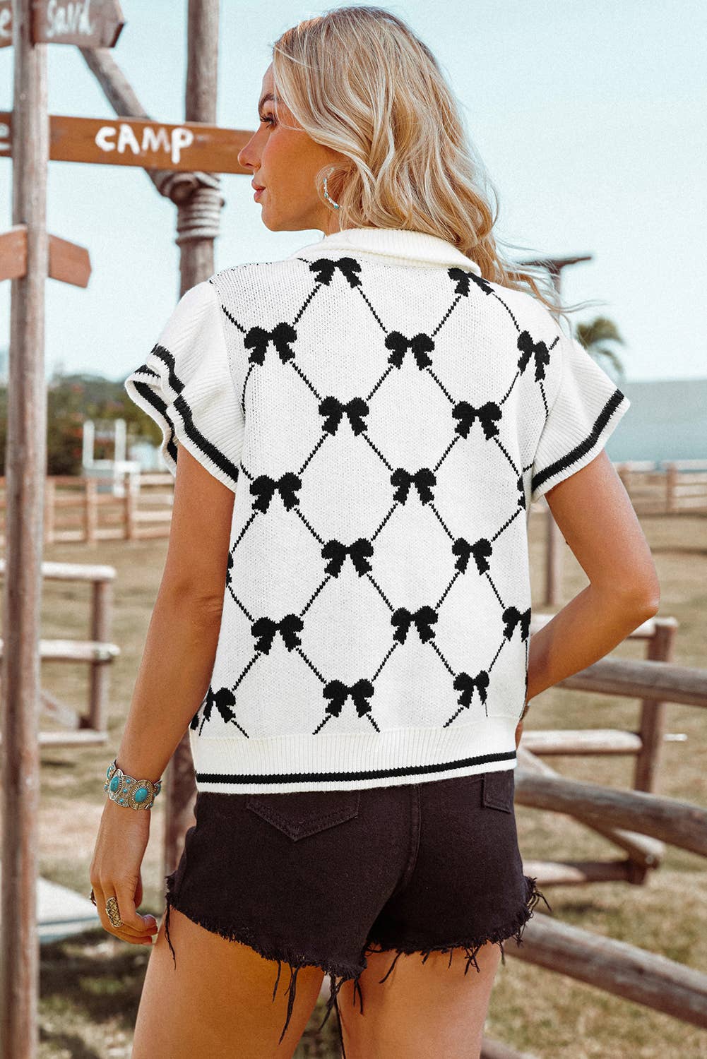 Fashion-W Preppy Vibes Bow Print Zipped Collar Sweater Tee- White