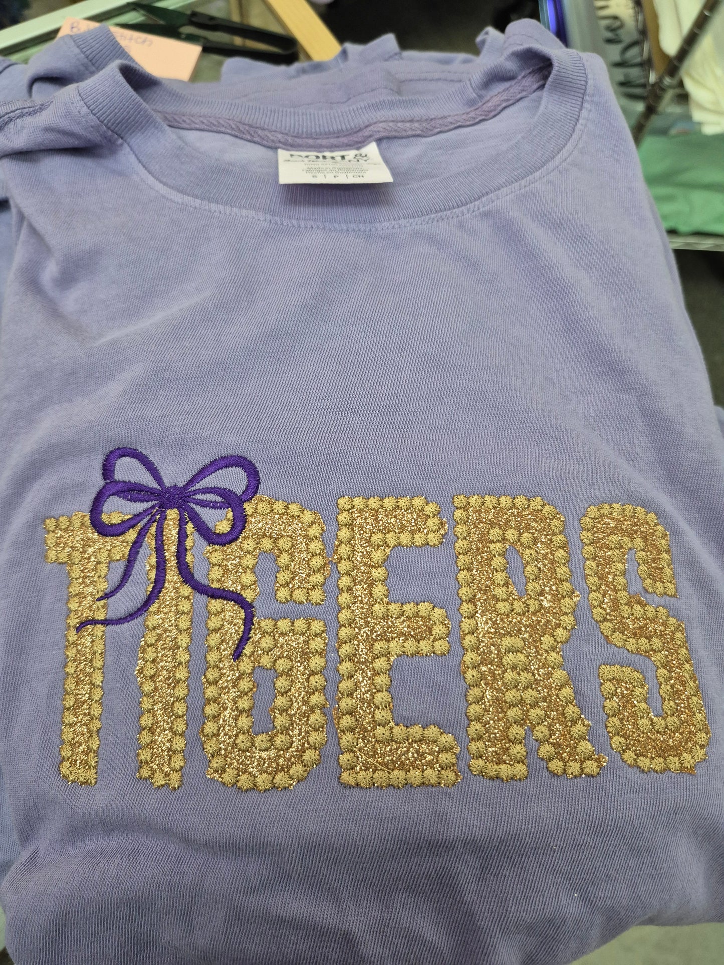 Tigers  - Bubble Stitched Mascot with Bow