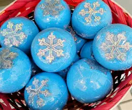 Frozen Snowflake Bath Bomb